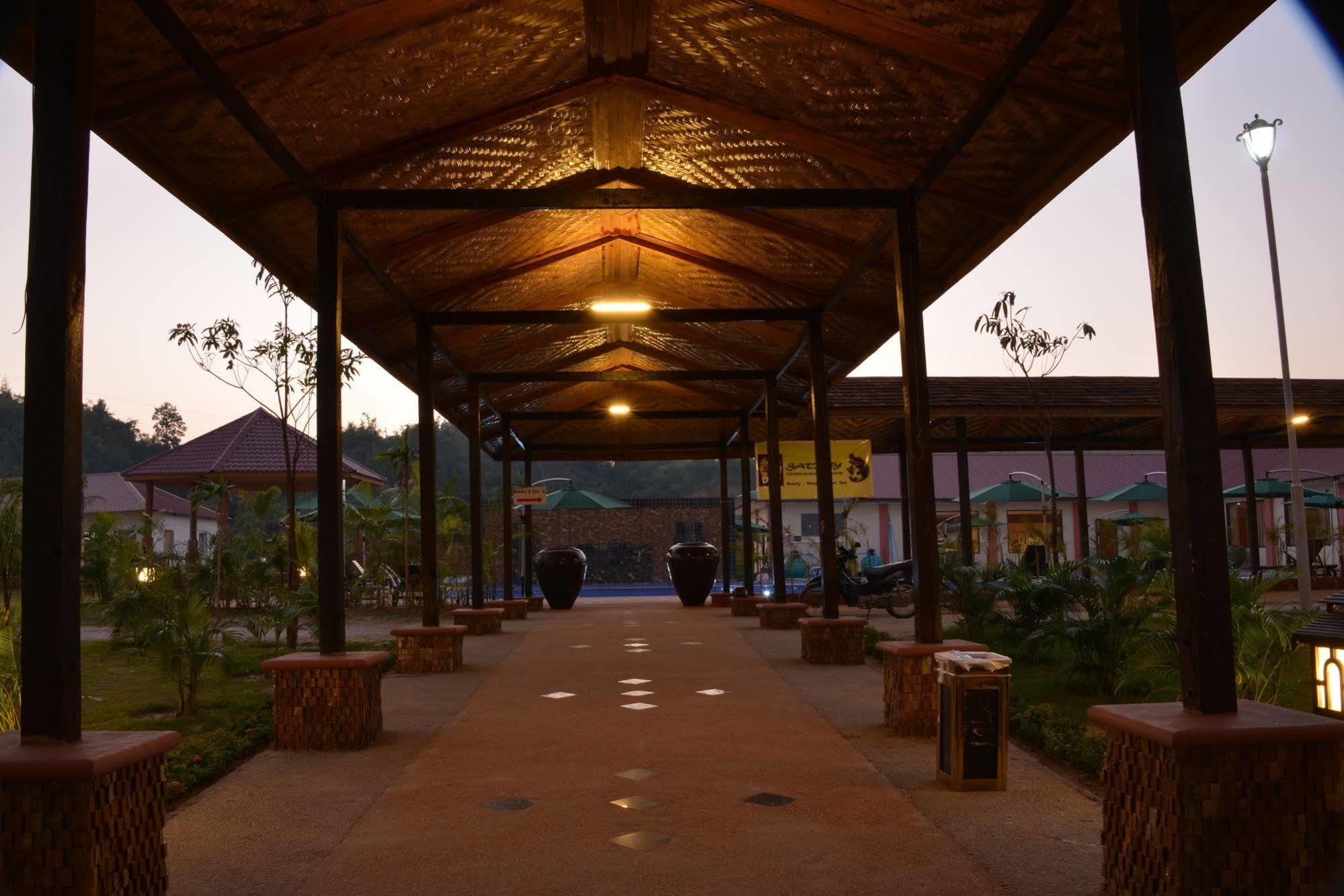 Great Wall Hotel - Nay Pyi Taw Oattara Thiri Exterior photo